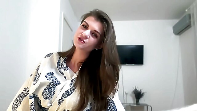 Hot Mom, Mature Handjob, Cum, Sleeping, Hotel, Virgin
